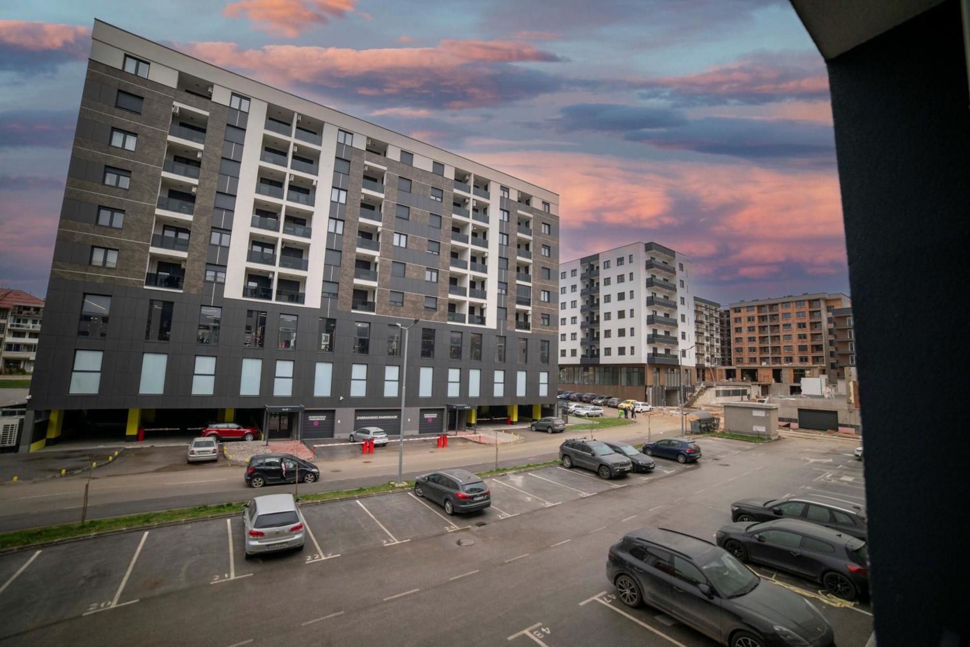 Apartment 5 Star Lukavica Экстерьер фото