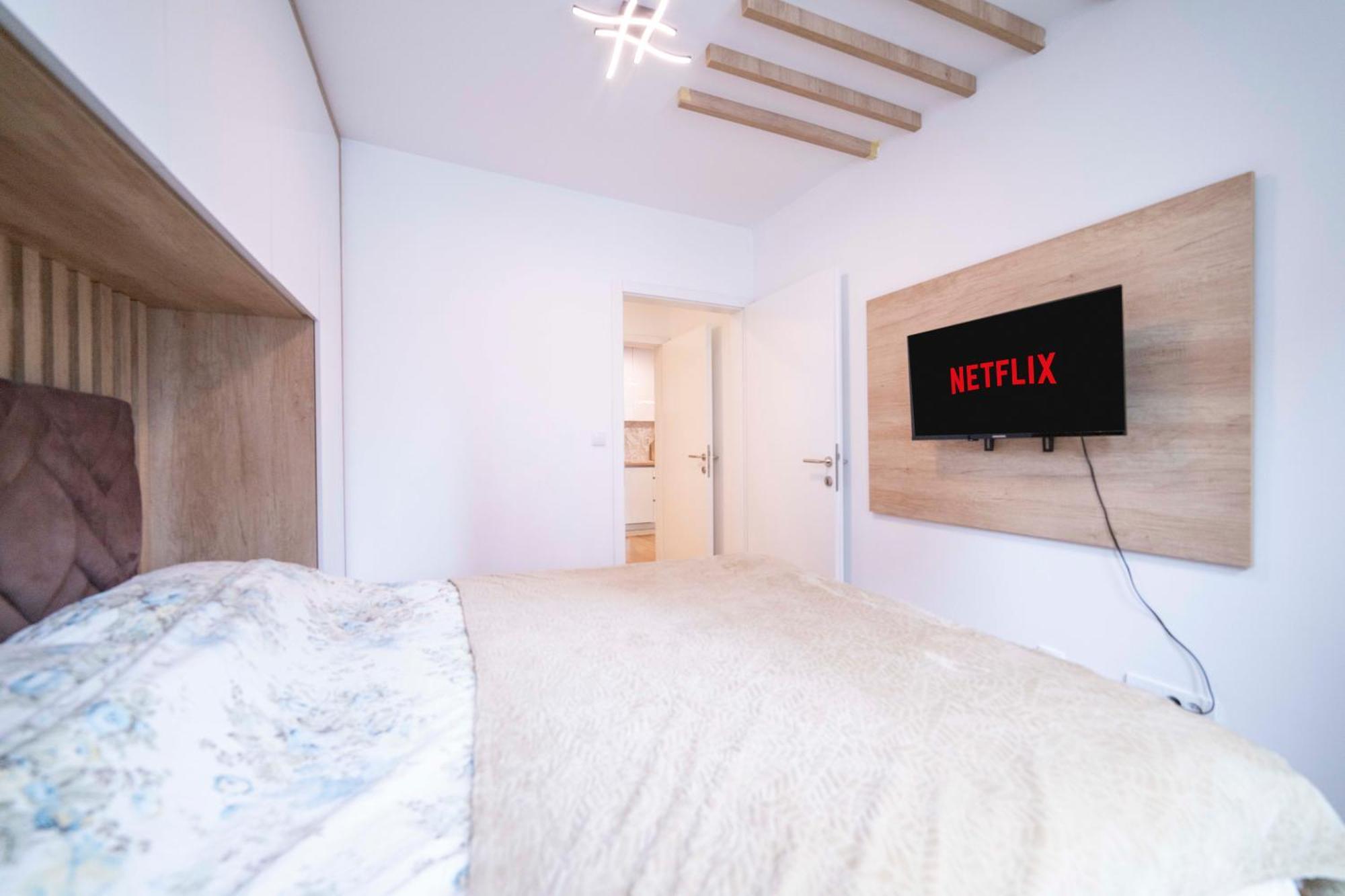 Apartment 5 Star Lukavica Экстерьер фото